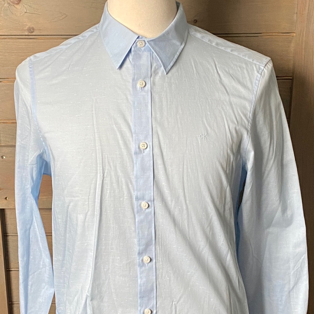 Calvin Klein Men’s Cornflower Blue Button Down Medium (NWT)